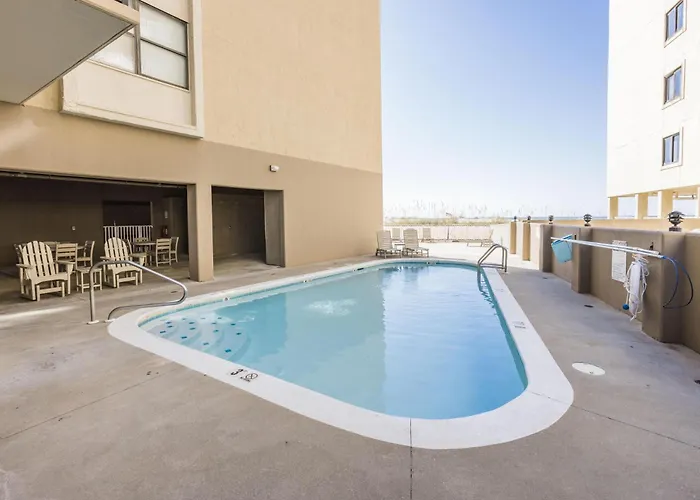 Gulf House #402